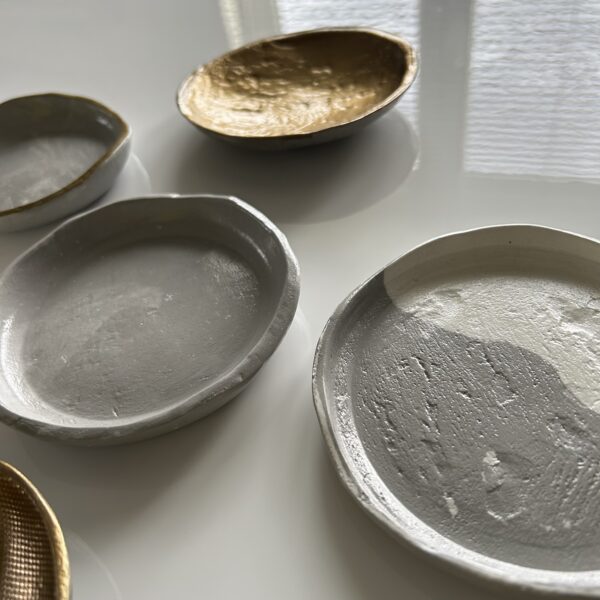 COUPELLE - HÉLIOS - FAITE MAIN - BLANCHE ET GRISE – Image 7